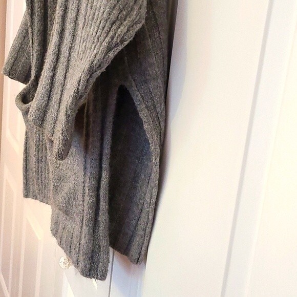 Topshop Oversized Gray Marl Cardigan Sweater Size 4-6 (S) - Picture 5 of 10